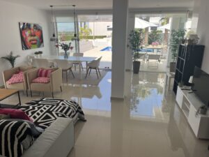 woonkamer-casasophia-tehuur-6persoons-costablanca